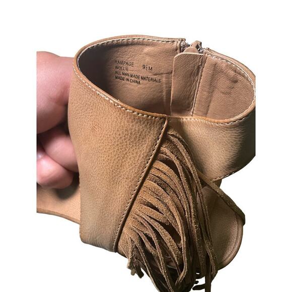 Rampage Wollie Strappy Sandal Women's 9 Brown Leather Fringe Wedge Heel Peep Toe - Picture 3 of 7